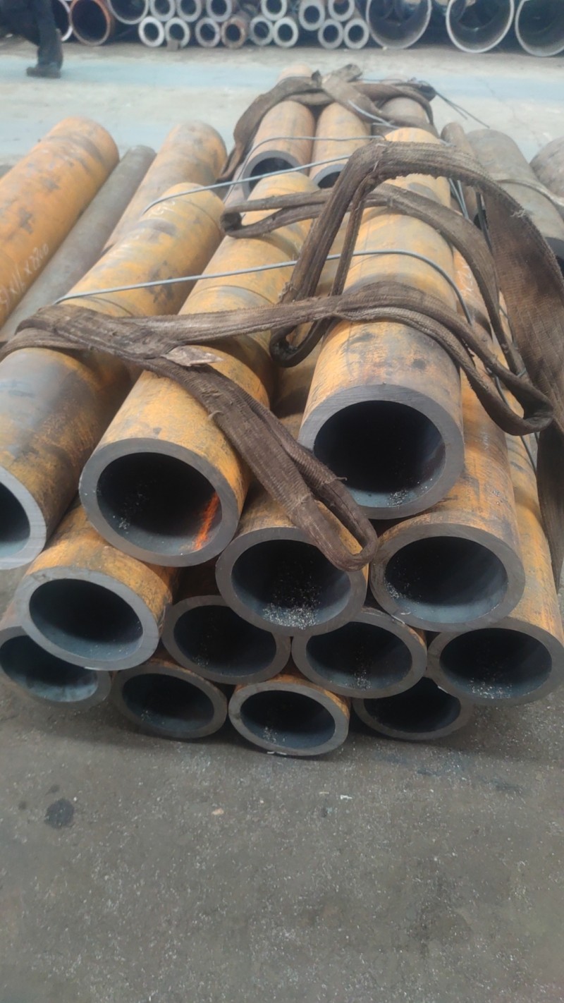 福建福建福建15CrMoG无缝钢管切割